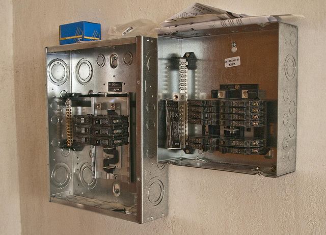 Electricista cuadro eléctrico Alcalá de Henares